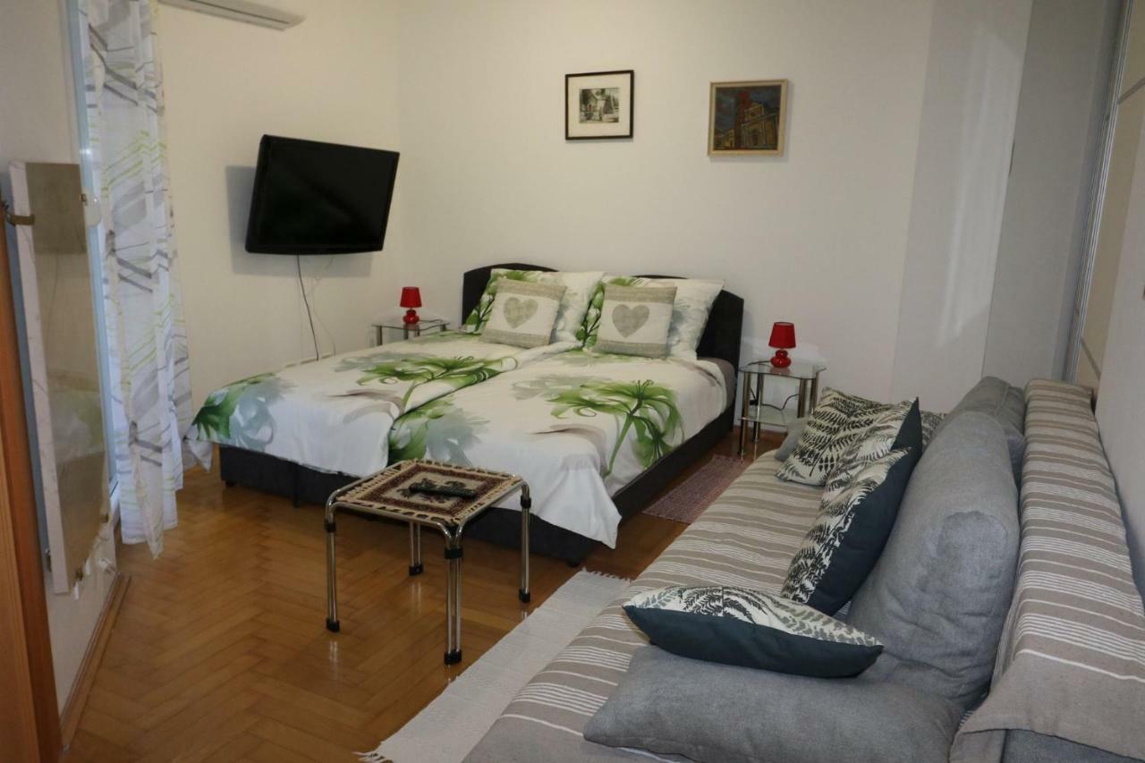 Benedetta Apartment Pula Bagian luar foto