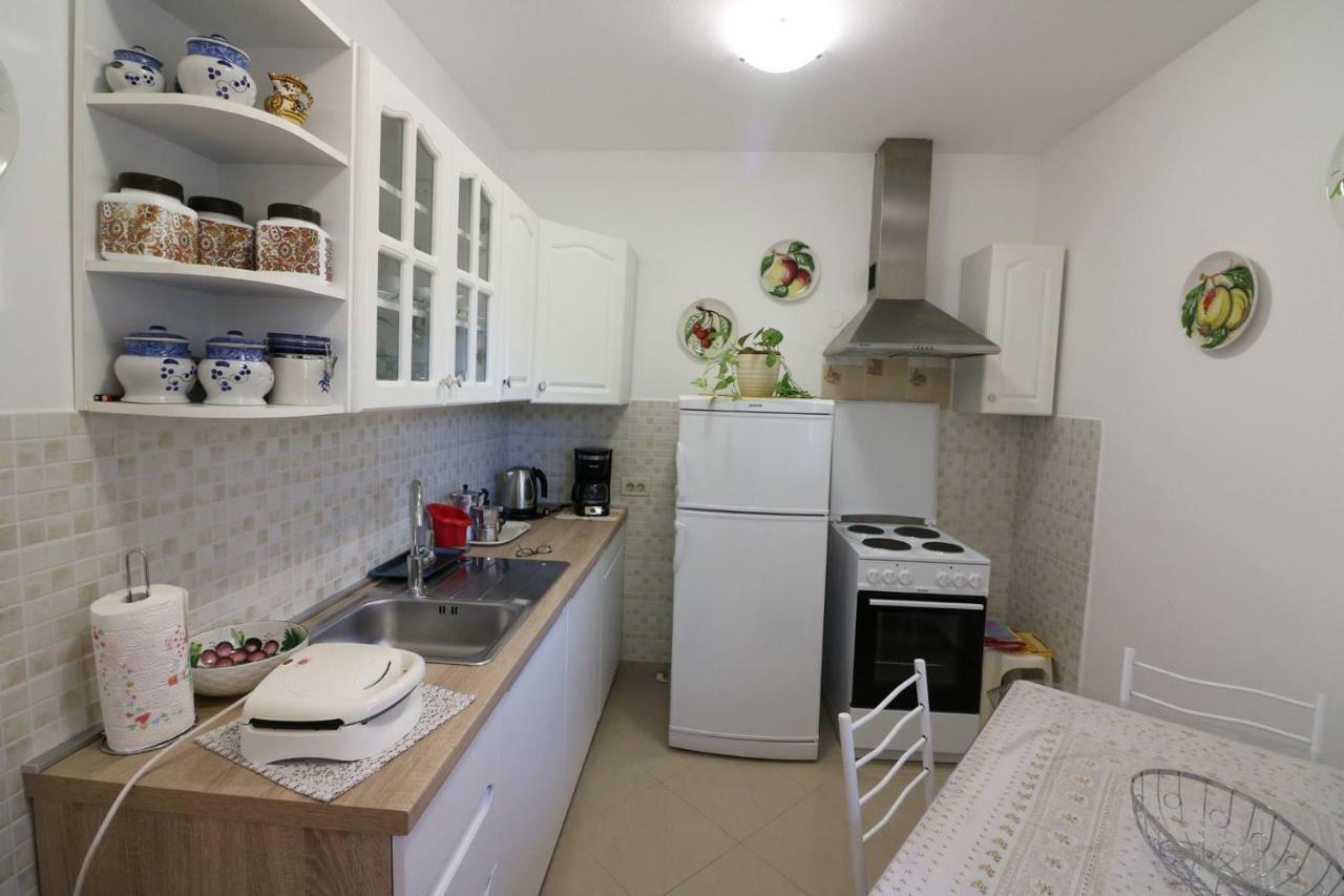 Benedetta Apartment Pula Bagian luar foto